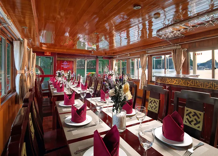 Cozy Bay Cruise  Hạ Long
