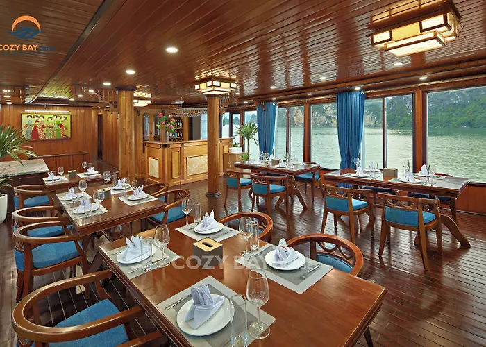 Cozy Bay Cruise  Hạ Long