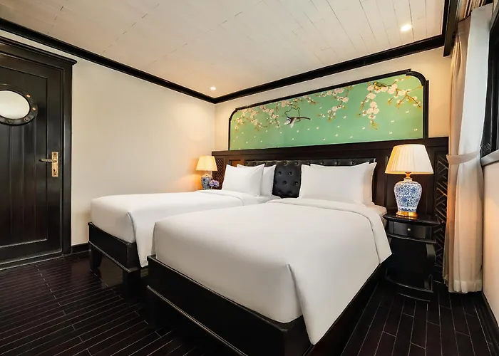  Cozy Bay Cruise 3*